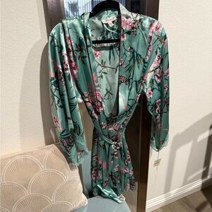 In Bloom by Jonquil Floral Satin Robe